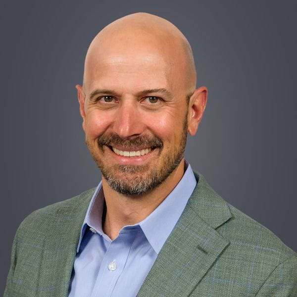 Headshot of Jon Fletcher, DVM, DACVIM (SAIM)