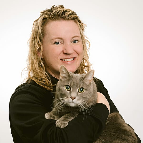 Dr. Maranda Gonzalez with pet