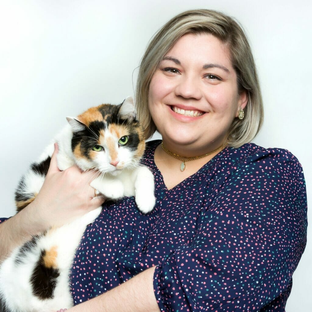 Dr. Dana Kaelin with pet