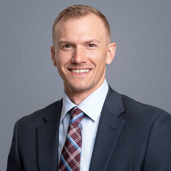 Dr. Colin Reich