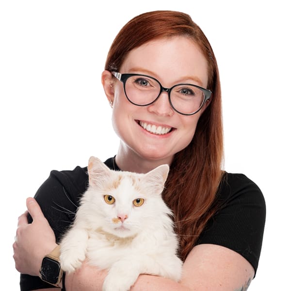 Dr. Kaitlin Murphy with pet