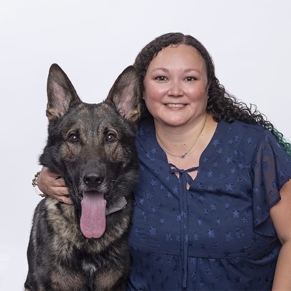 Dr. Melanie Linn with pet