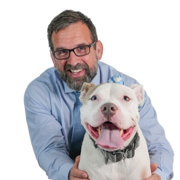 Dr. Matt Lemmons with pet