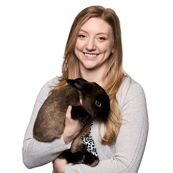Dr. McKenzie Livengood with pet