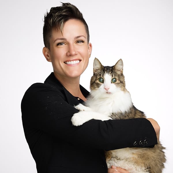 Dr. EmaLee Blumhagen with pet