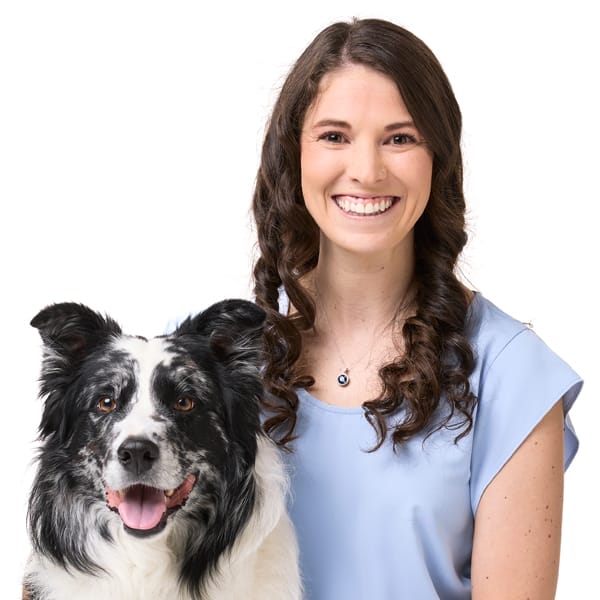 Dr. Amanda Saulnier-Boyd with pet